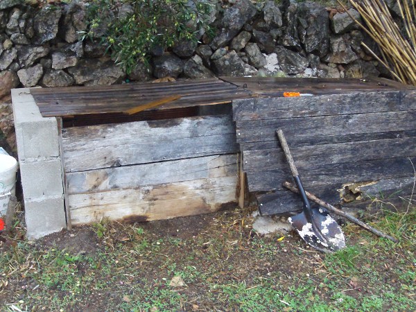 how to make a compost bin